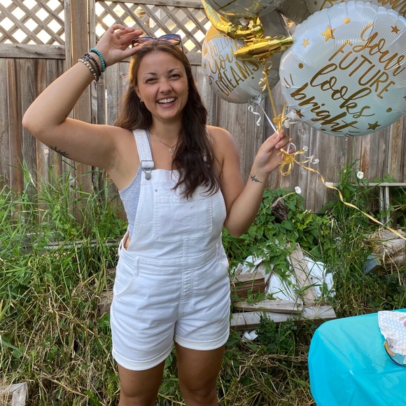 White overalls - Picture 6 of 6